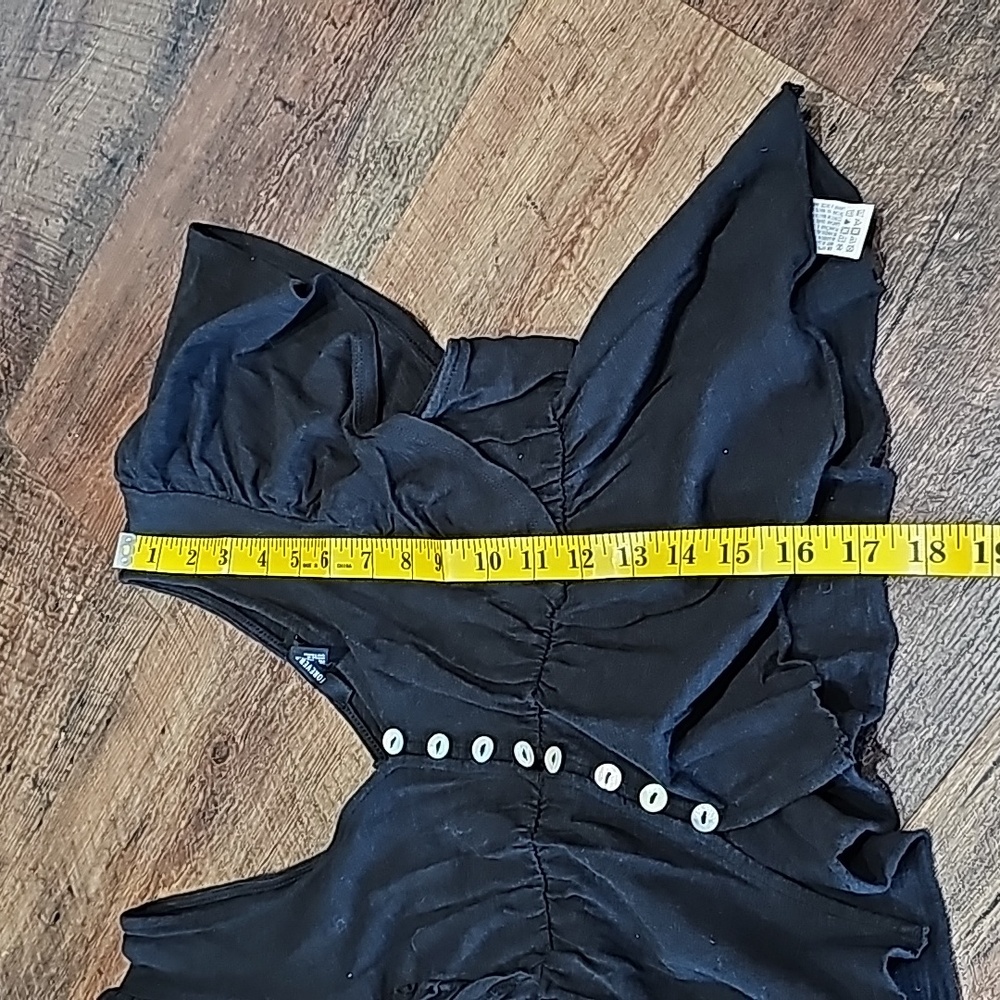 Forever 21 Black Ruffle Top - Picture 6 of 6